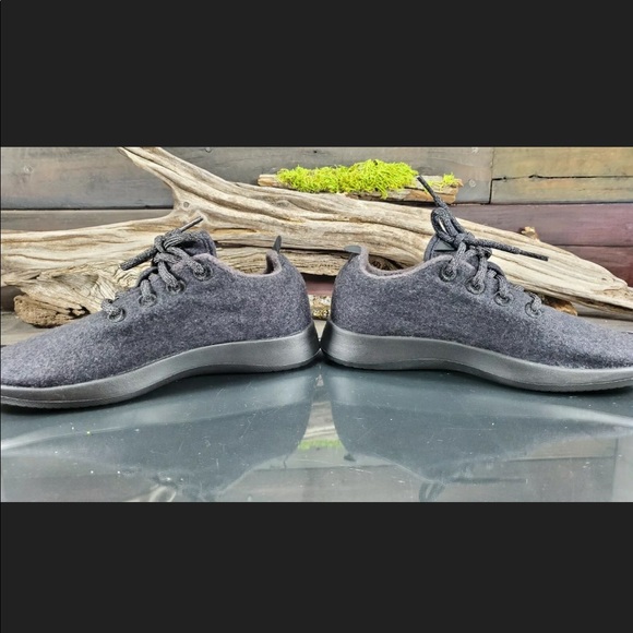 Allbirds - Picture 2 of 12